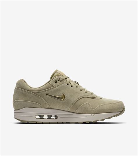 Nike Air Max 1 PREMIUM 'Desert Sand' Release Date